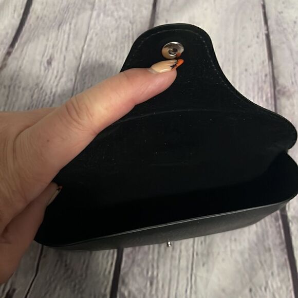 Ray-Ban black sunglasses case   - Picture 4 of 6